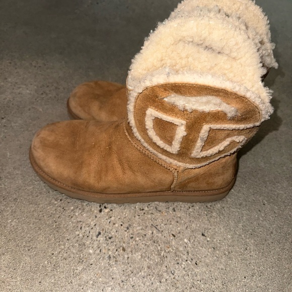UGGxTelfar Tan Shearling Boots - Picture 2 of 4